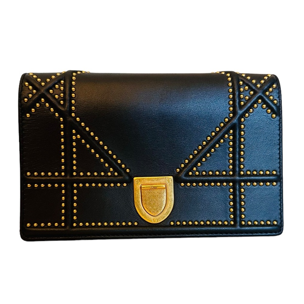 183 Preloved Christian Dior CD Dioramma Wallet on Chain